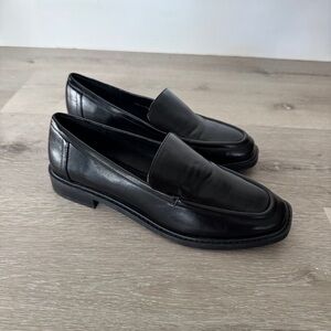 Dolce Vita Classic Black Leather Loafers